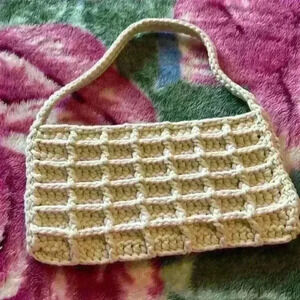 Cream crochet shoulder bag